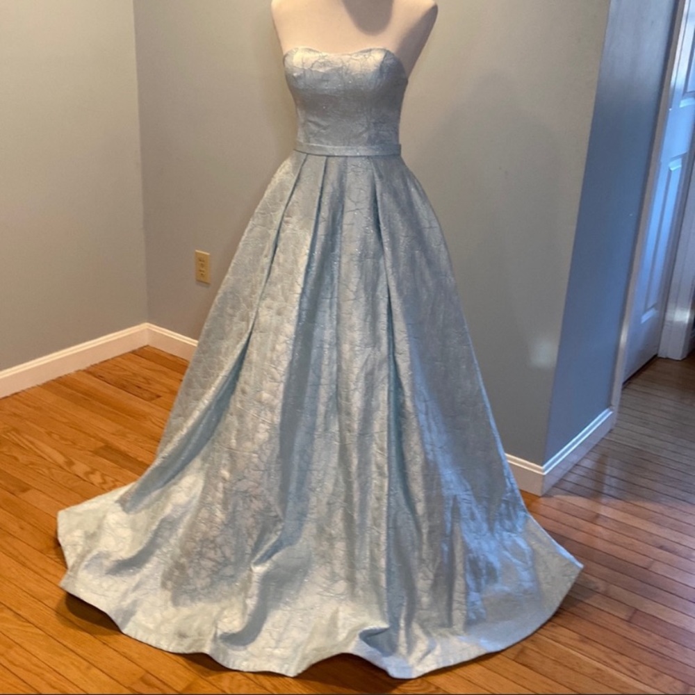 Size 2 strapless blue Clarisse gown